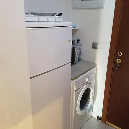 Apartamento De Un Dormitorio En Pleno Centro De Torremolinos 公寓 托雷莫利诺斯